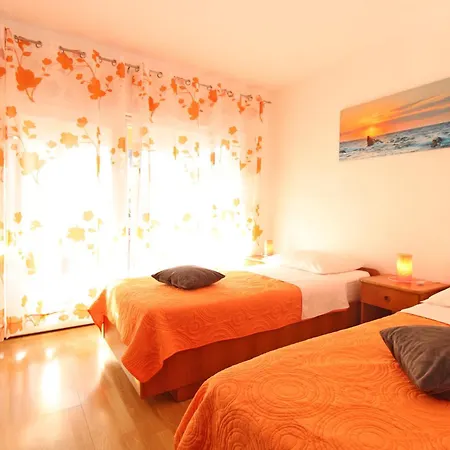 Apartment Orange 768 Fazana