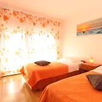 Daire Orange 768 Fažana