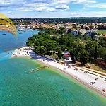 Orange 768 Fažana